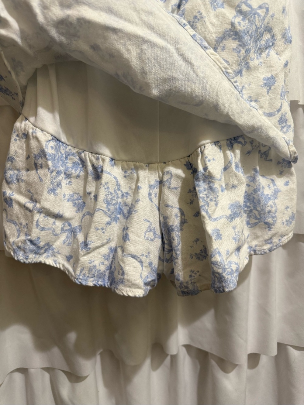 Altar'd State White and Light Blue Bow-Front romper - Picture 4 of 11